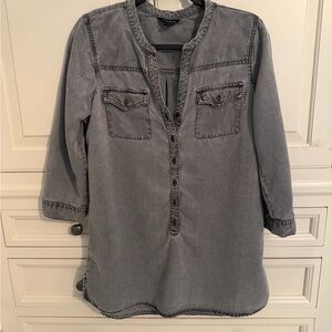 Lucky Brand Gray Button-Up Tunic Top medium